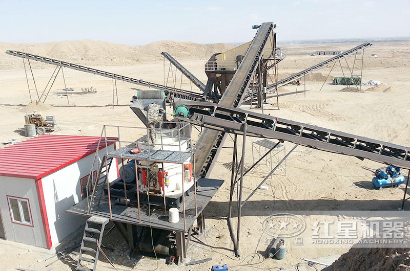 圓錐破碎機(jī)現(xiàn)場實拍 圓錐破碎機(jī)現(xiàn)場實拍