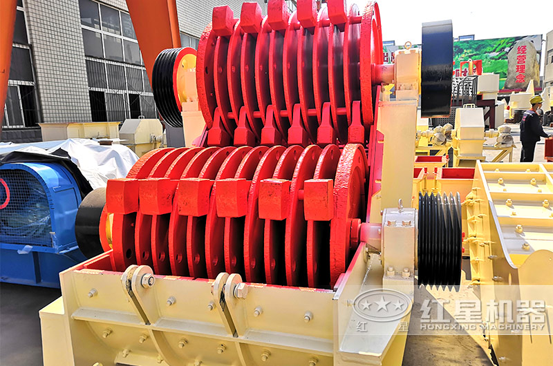 雙擊破碎機內(nèi)部結(jié)構(gòu) 雙擊破碎機內(nèi)部結(jié)構(gòu)