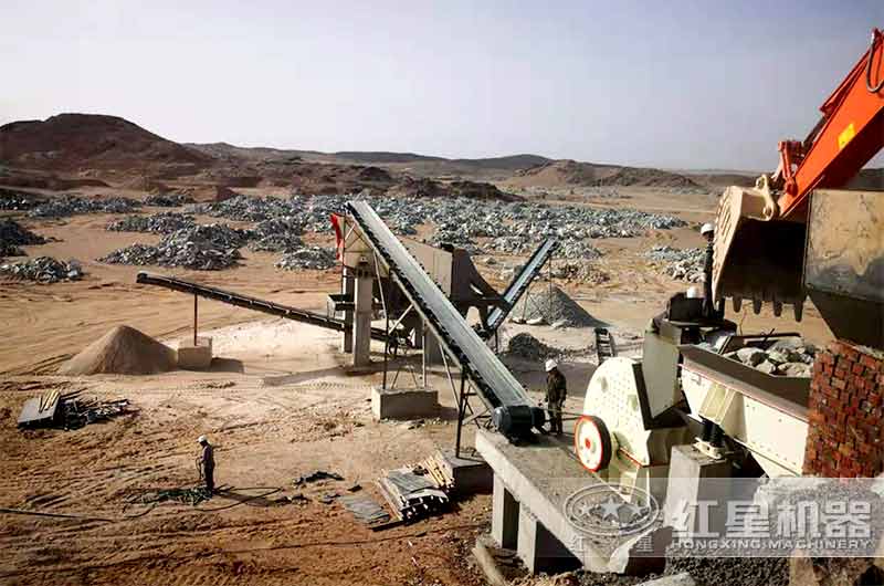 PCX液壓重錘破現(xiàn)場(chǎng)圖2 PCX液壓重錘破現(xiàn)場(chǎng)圖2