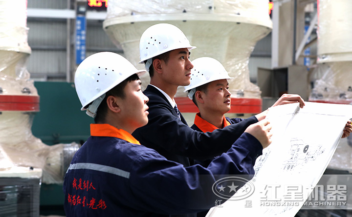 精湛技術(shù)人員現(xiàn)場(chǎng)指導(dǎo)設(shè)備的生產(chǎn)、制造