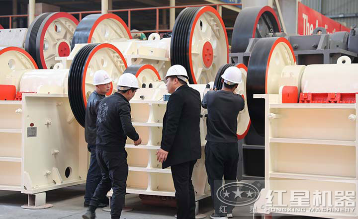 用戶來廠考察，多種設(shè)備型號(hào)讓用戶眼見為實(shí)